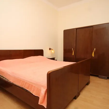 Apartment With Parking Space - 2435 Vis