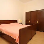 Apartment With Parking Space - 2435 Vis