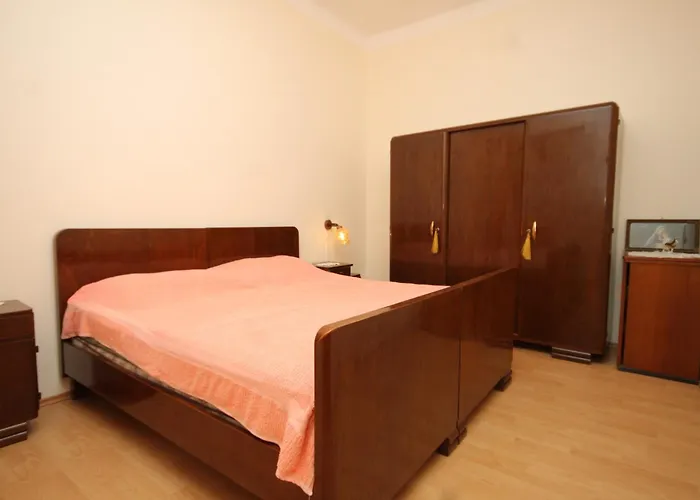 Apartment With Parking Space - 2435 Vis